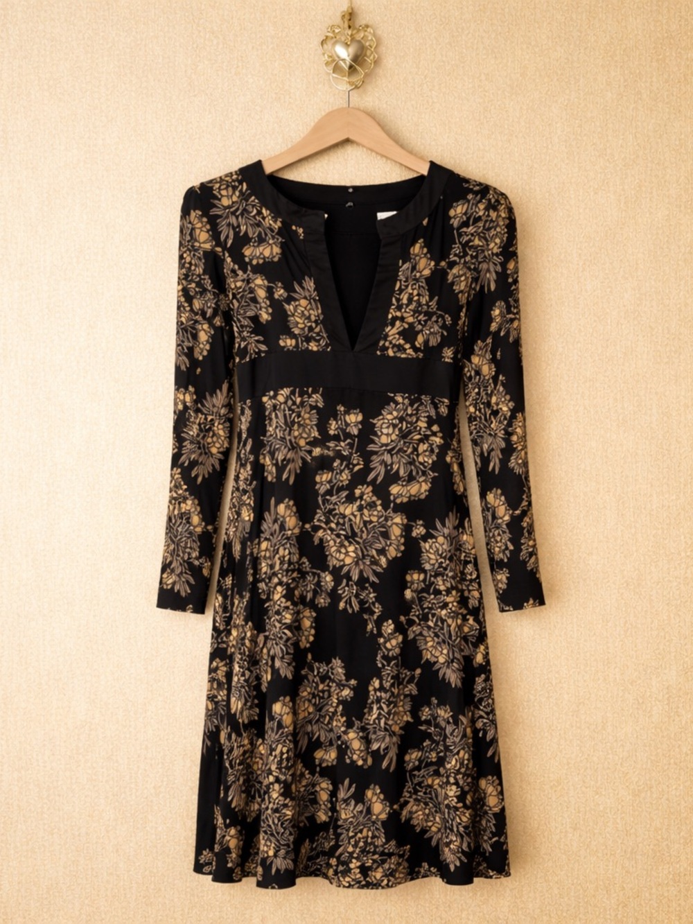 Searle black gold V neck stretch boho chic bohemian dress S
